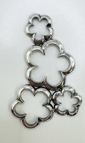 Collana con ciondolo